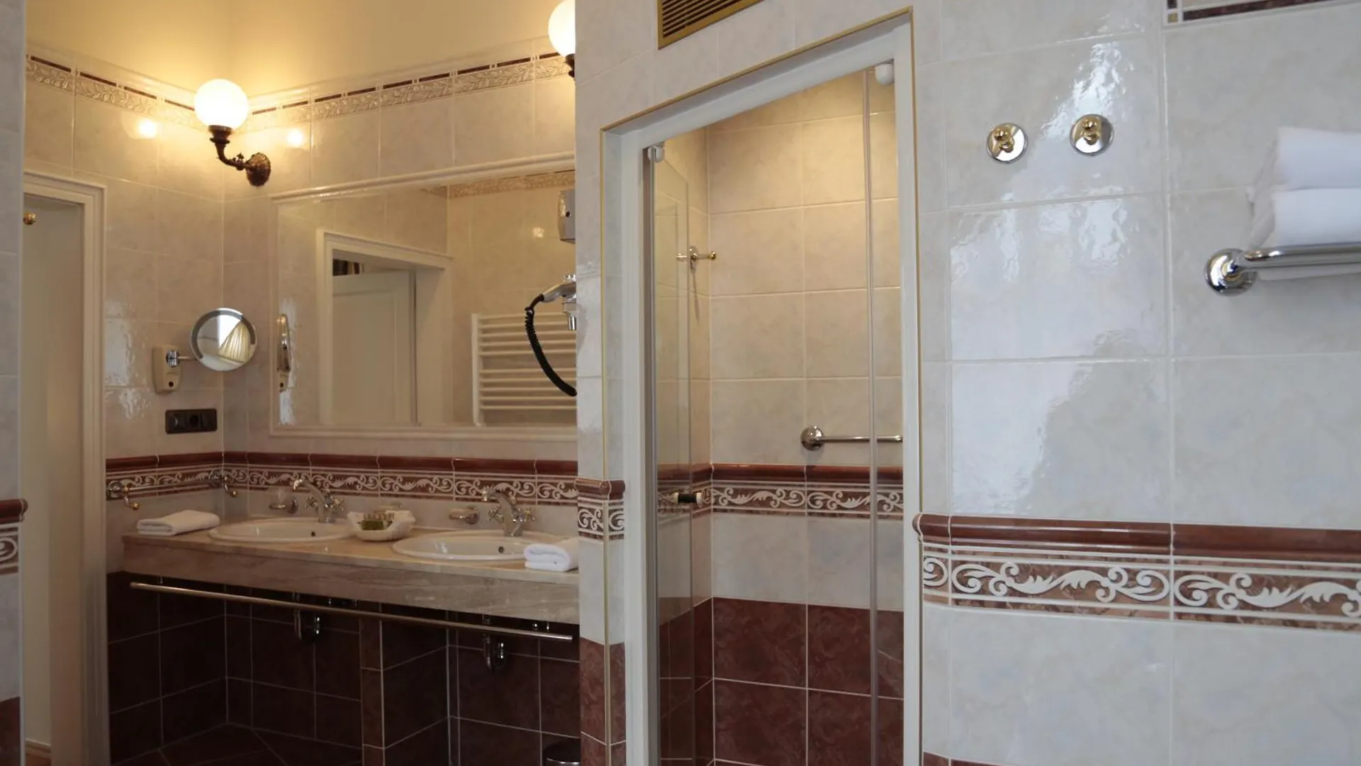 Hotel Vila Livia Karlsbad Tsjechië