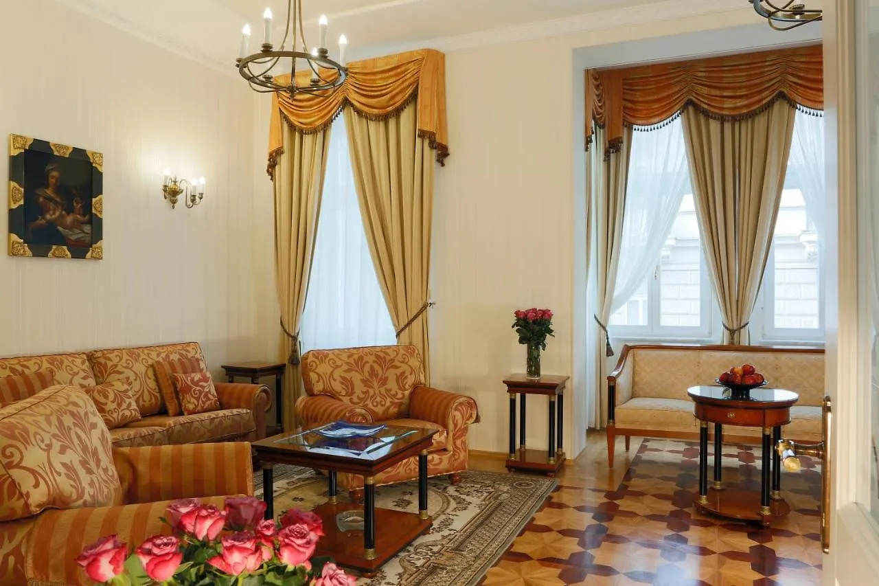 Hotel Vila Livia Karlsbad 5*,